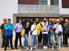 销售公司创意文化协会以及乐活户外协会联合组织开展爱国主义教育